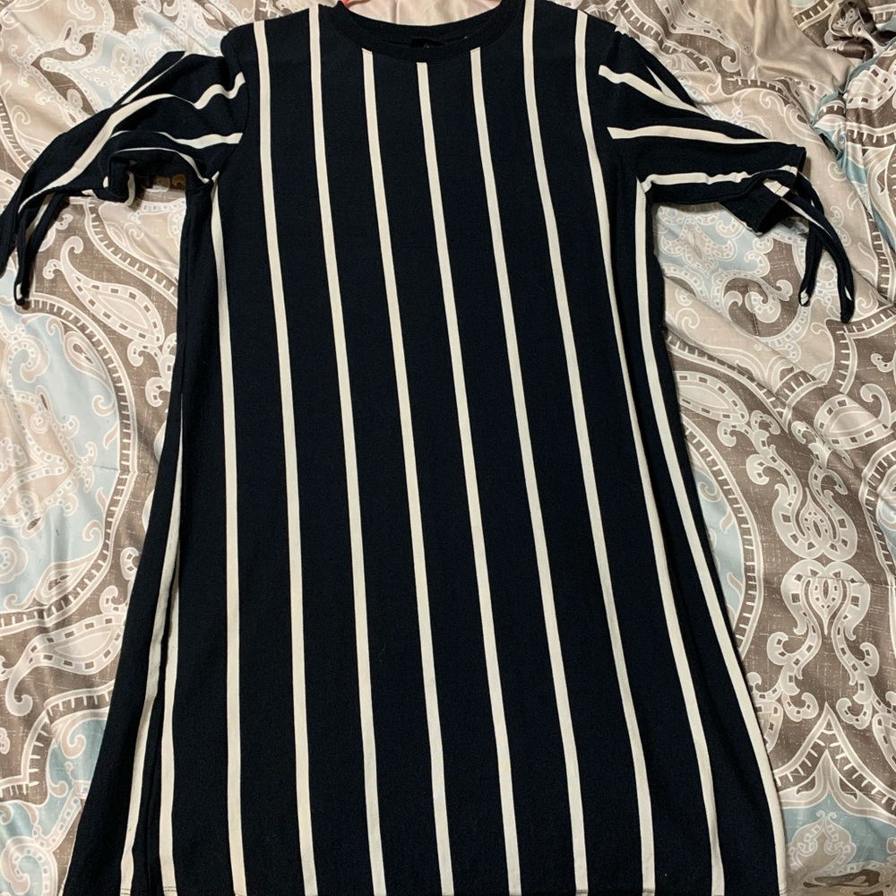 WHO WHAT WEAR DRESS!